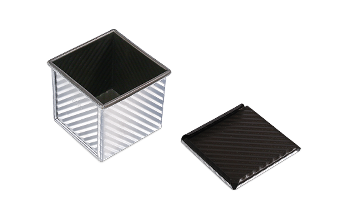 正方形波纹吐司盒